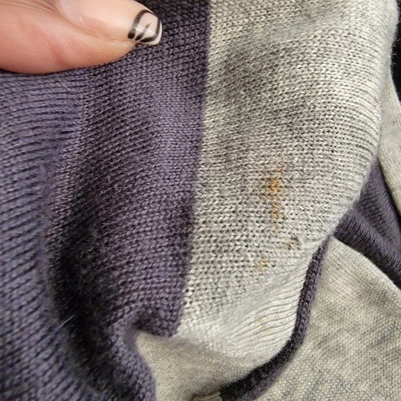 Bcbgmaxazria Gray striped silk cashmere blend Draped Cardigan size M/L. - Picture 4 of 4